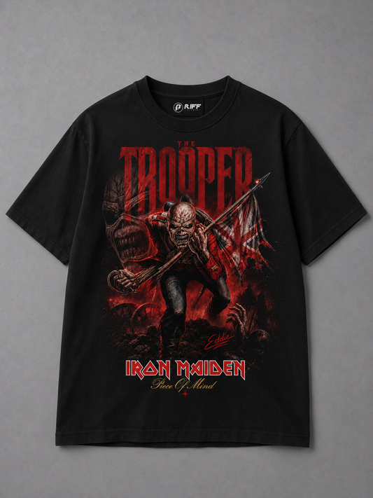 Camiseta The Trooper Vintage Preta RIFF STUDIO