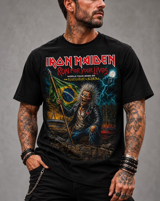 Camiseta Iron Maiden Run For Your Lives FanArt Brasil Preta RIFF STUDIO