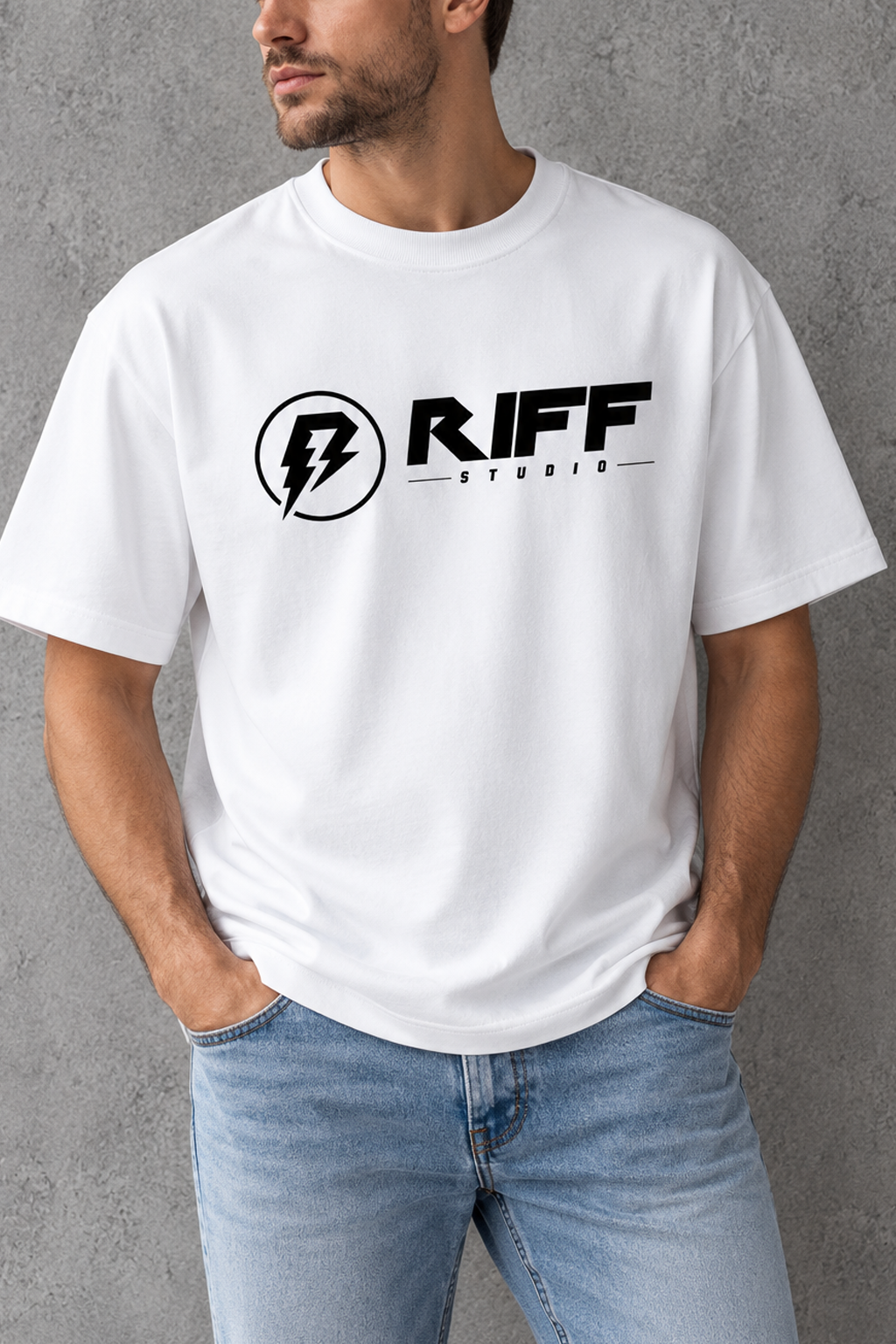 RIFF STUDIO Camiseta Branca Logo