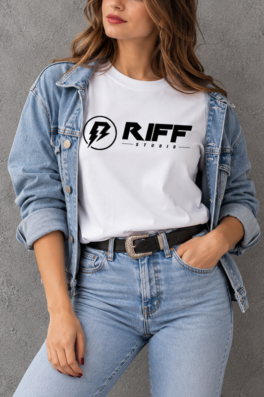 RIFF STUDIO Camiseta Branca Logo