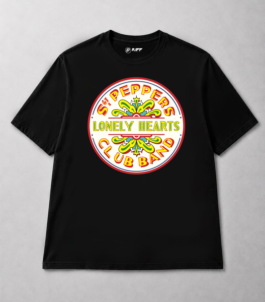 Camiseta THE BEATLES SGT PEPPERS preto RIFF STUDIO