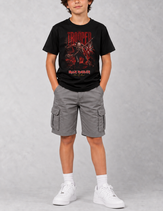 Camiseta Infantil Iron Maiden The Trooper Vintage Preta RIFF STUDIO
