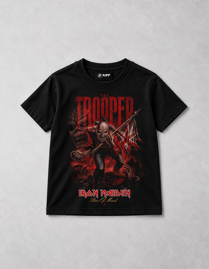 Camiseta Infantil Iron Maiden The Trooper Vintage Preta RIFF STUDIO