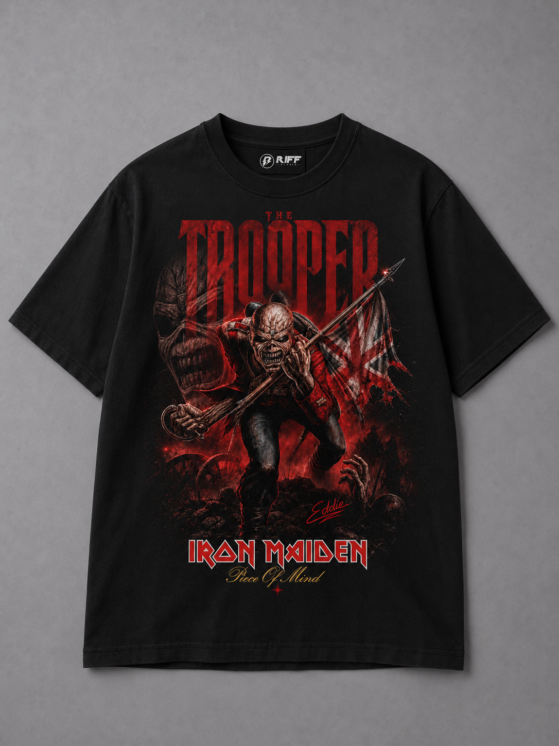 Camiseta The Trooper Vintage Preta RIFF STUDIO