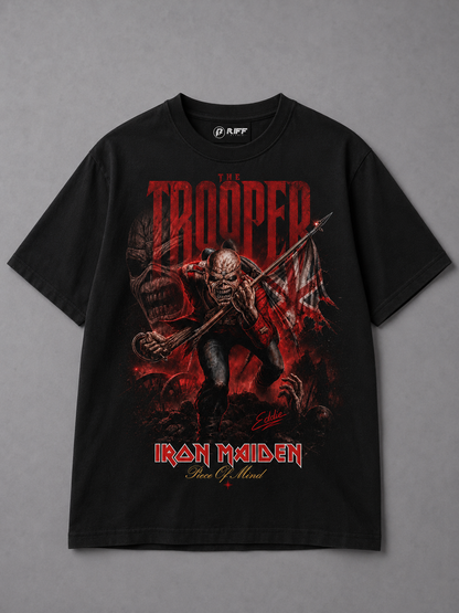 Camiseta The Trooper Vintage Preta RIFF STUDIO