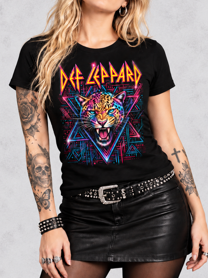 Camiseta Def Leppard Babylook Preta RIFF STUDIO