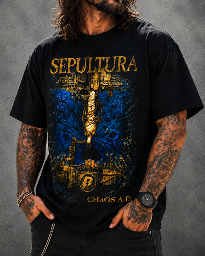 Camiseta Sepultura Chaos AD Preta RIFF STUDIO