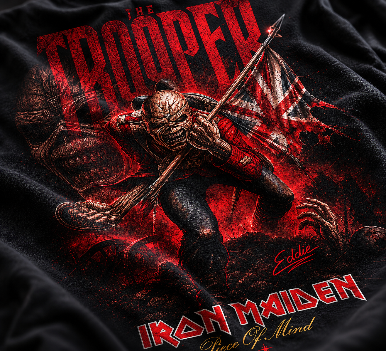 Camiseta The Trooper Vintage Preta RIFF STUDIO