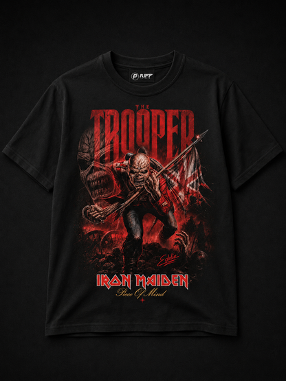Camiseta The Trooper Vintage Preta RIFF STUDIO