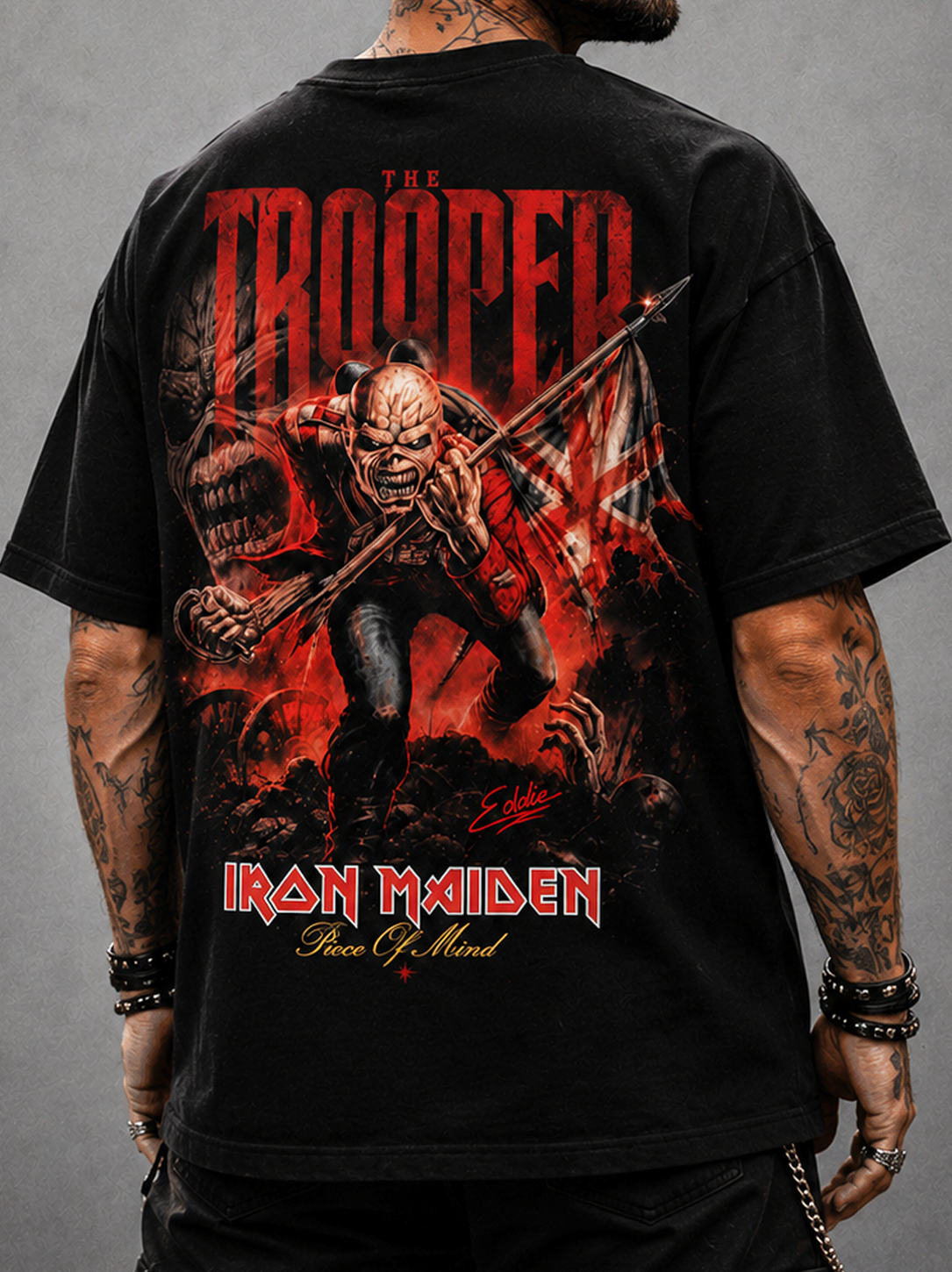 Camiseta The Trooper Vintage Preta RIFF STUDIO